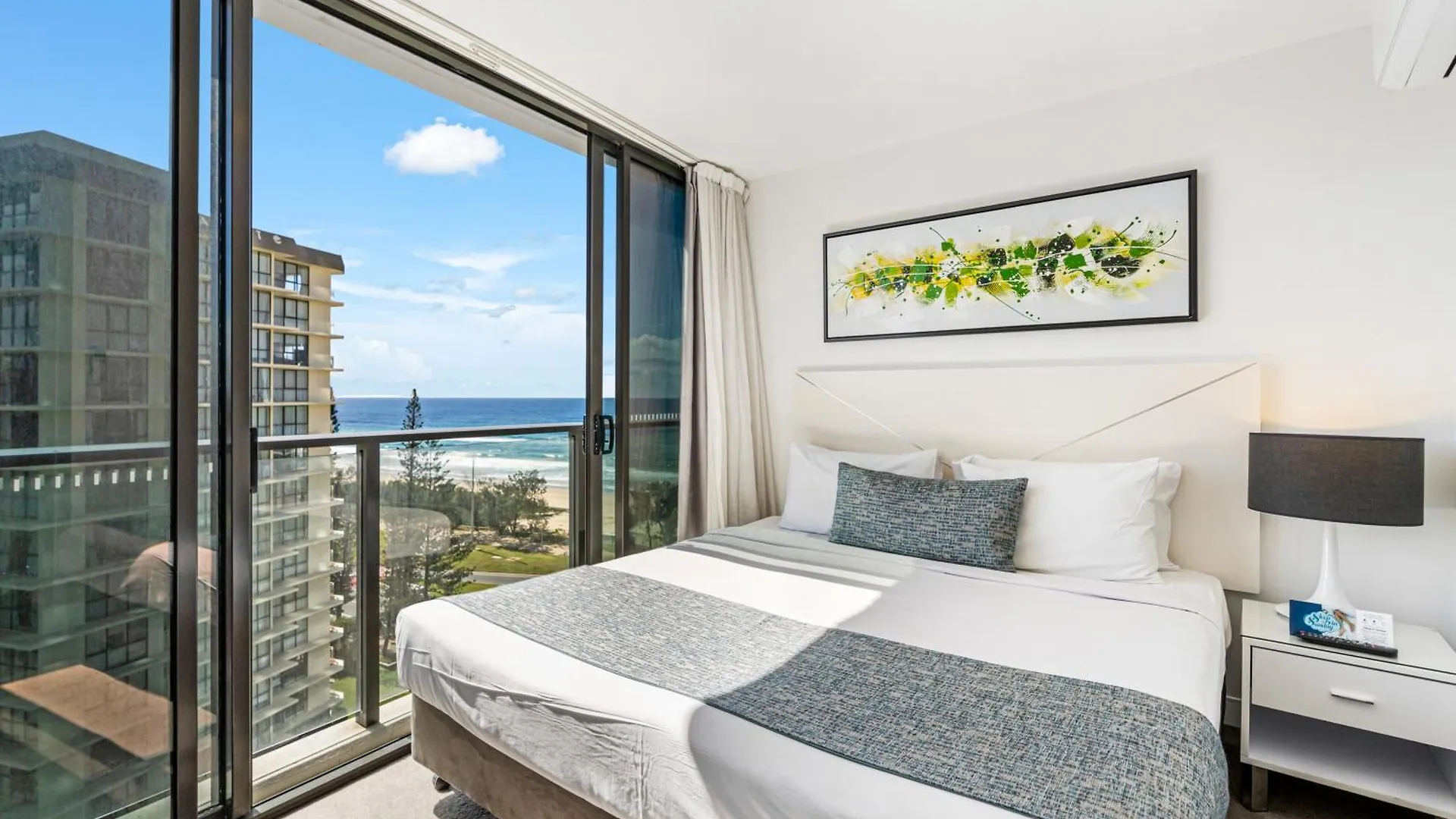 Rhapsody Resort - Official Gold Coast 4*,