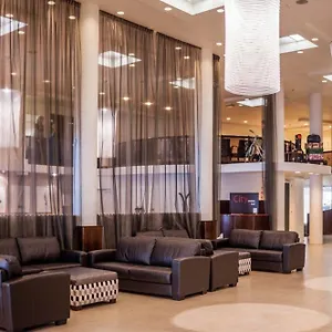 West Plaza Otel